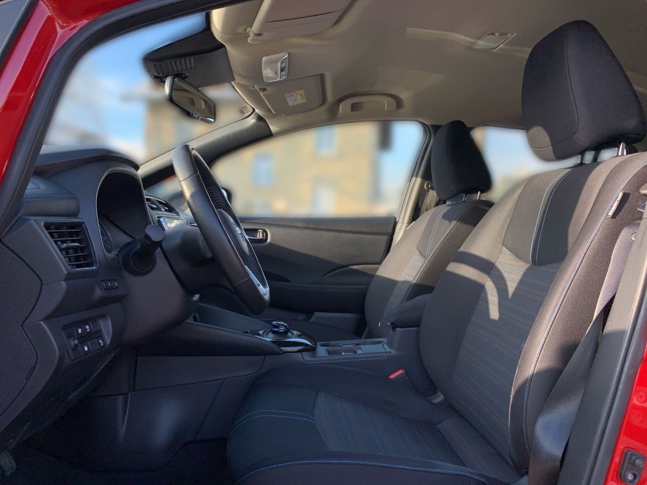 Nissan Leaf N-Connecta 39 kWh LED