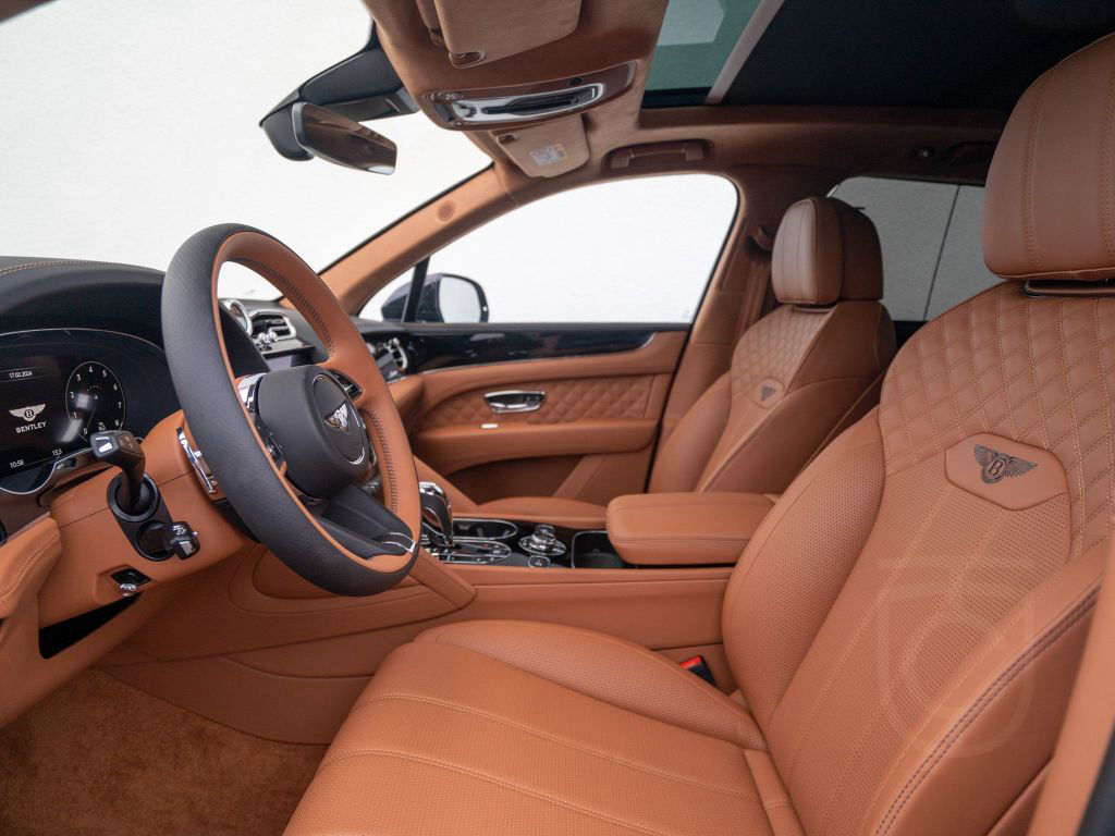 Bentley Bentayga Azure V8