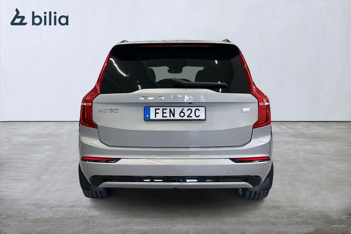 Volvo XC90 Recharge T8 Ultimate Dark Edition.