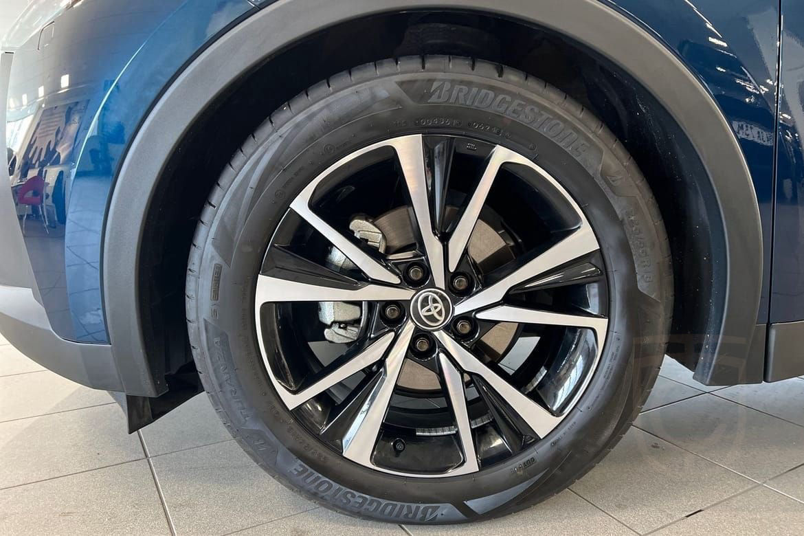 Toyota C-HR Hybrid 1,8 Style Teknikpaket