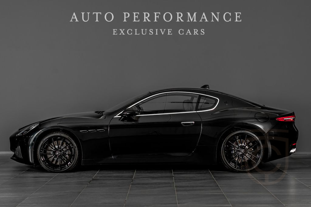 Maserati Granturismo MY2024 NEU *Netto Export* €142.900