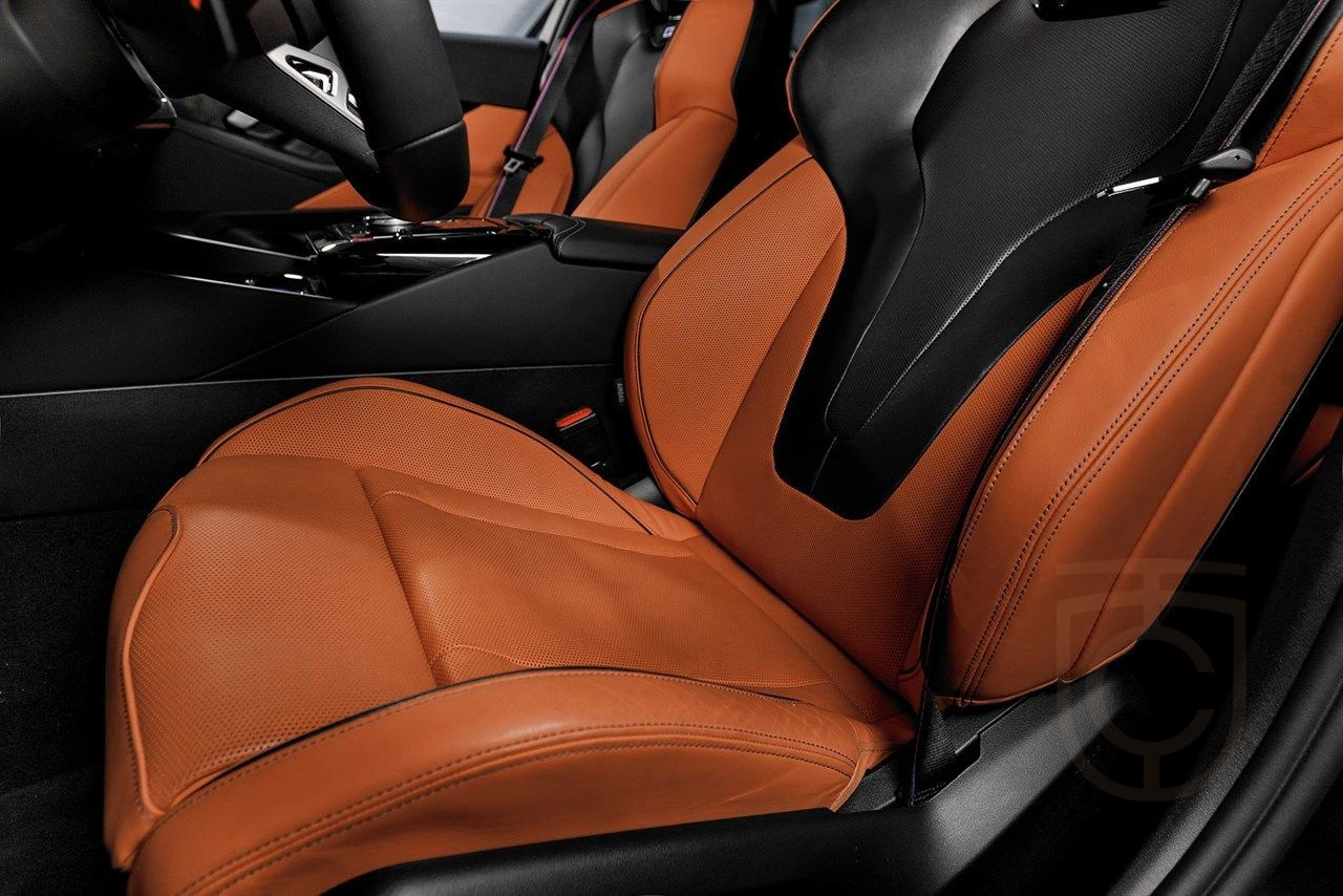 BMW M5 Touring Fullutrustad
