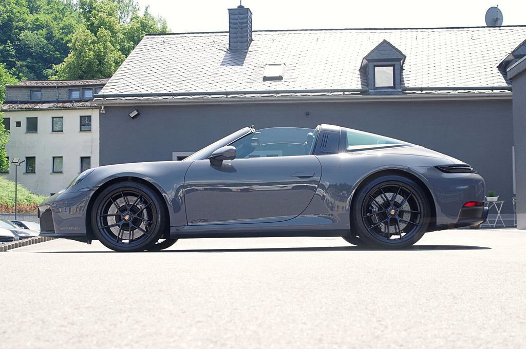 Porsche 992 Targa 4 GTS*ACC,BOSE,18-Wege,Sitzbelüft,360°
