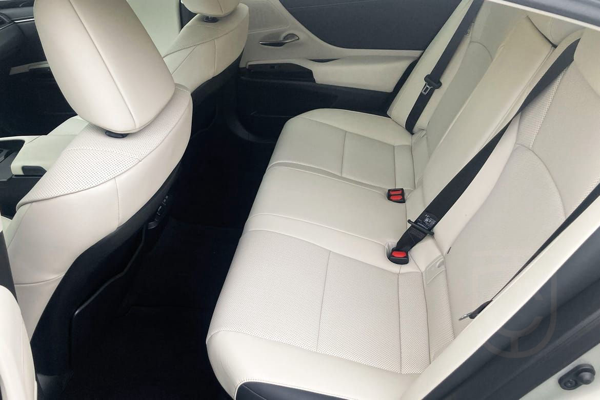 Lexus ES 300h 2.5 Limited Edition