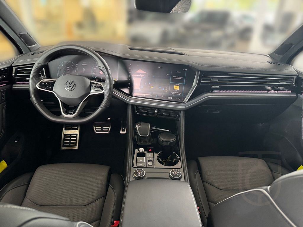 Volkswagen Touareg R-Line 3.0 TDI AHK Black 360 Nacht Luft