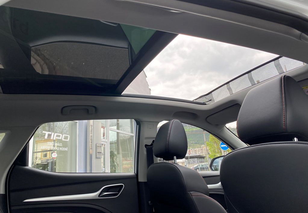 MG ZS EV