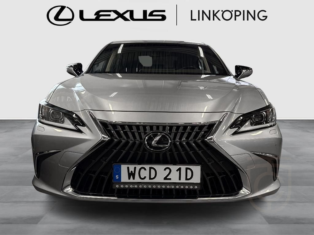 Lexus ES 300h 2.5 E-CVT Limited Edition