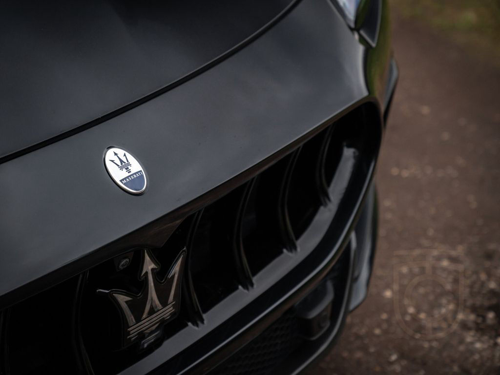 Maserati Grecale 3.0 V6 Trofeo 530pk | Sonus Faber | pano