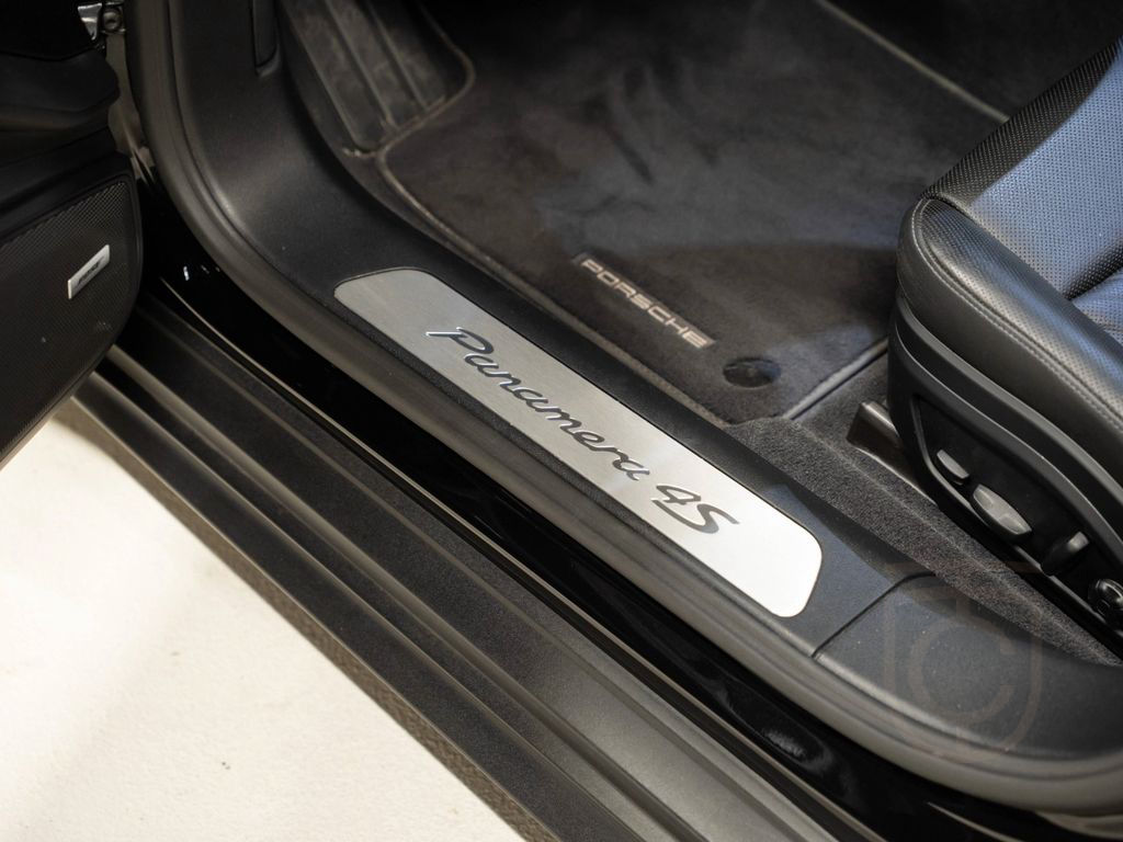 Porsche Panamera 4S Sport Chrono Paket 14 Wege Sitze
