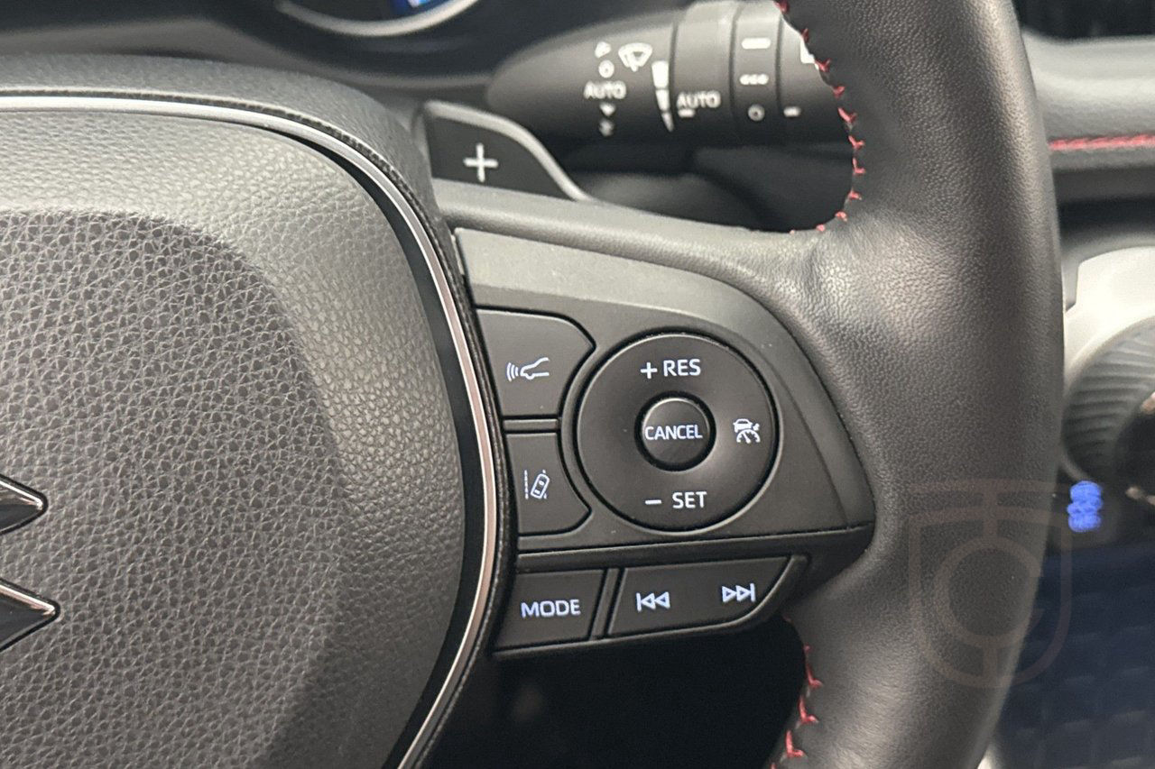 Suzuki Across Plug-in AWD