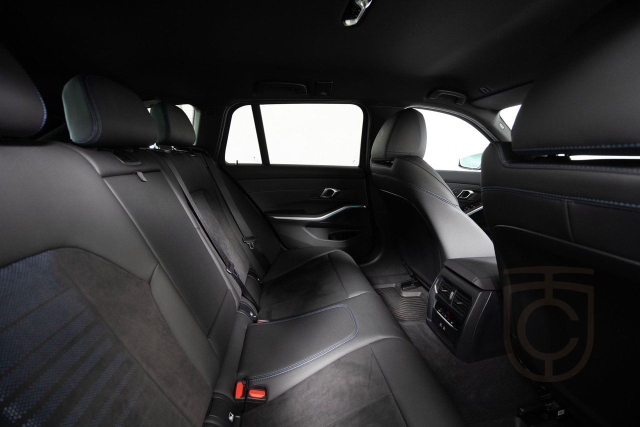 BMW 330e xDrive Touring M Sport