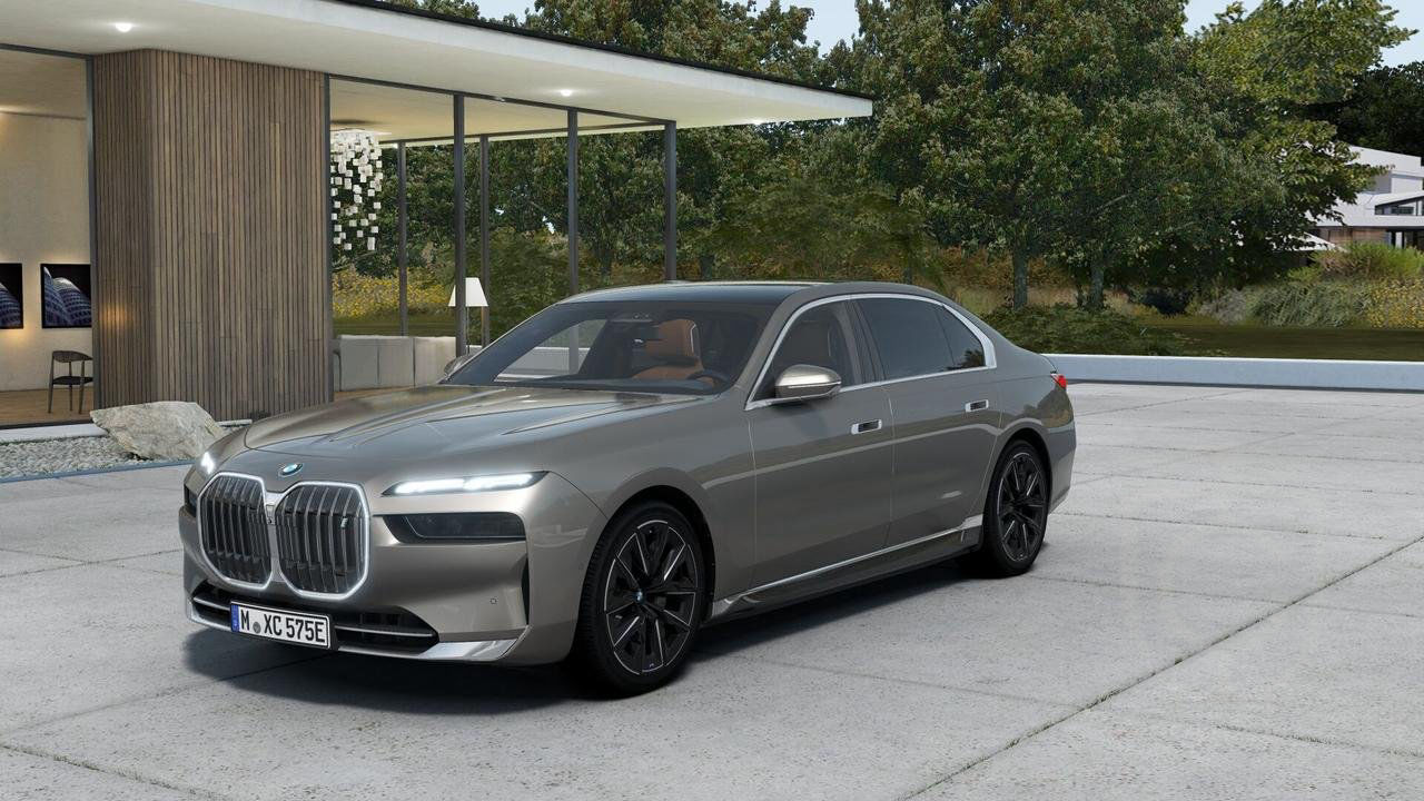 BMW i7 xDrive60 M Sport Individual Gran Lusso interior