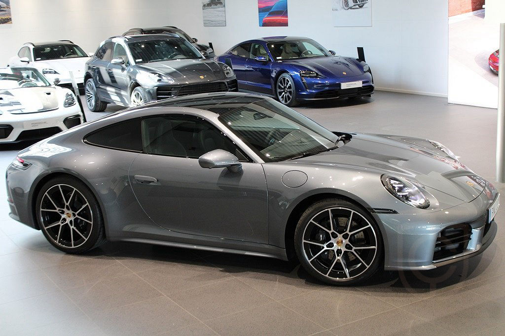 Porsche 911 Carrera