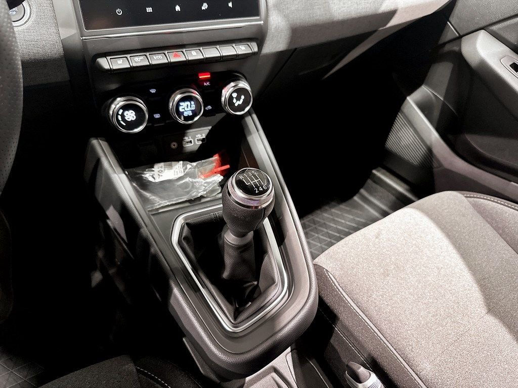 Mitsubishi Colt Invite