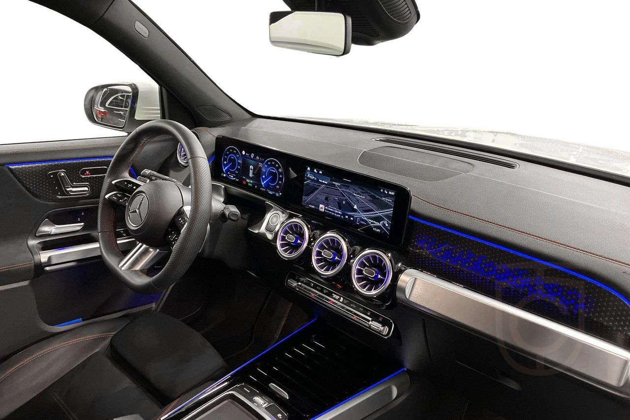 Mercedes-Benz EQB 300 4MATIC AMG Line Advanced