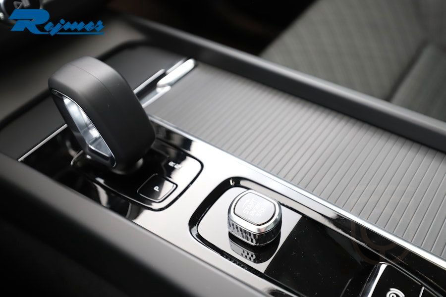 Volvo XC60 T6 Core Special Edition