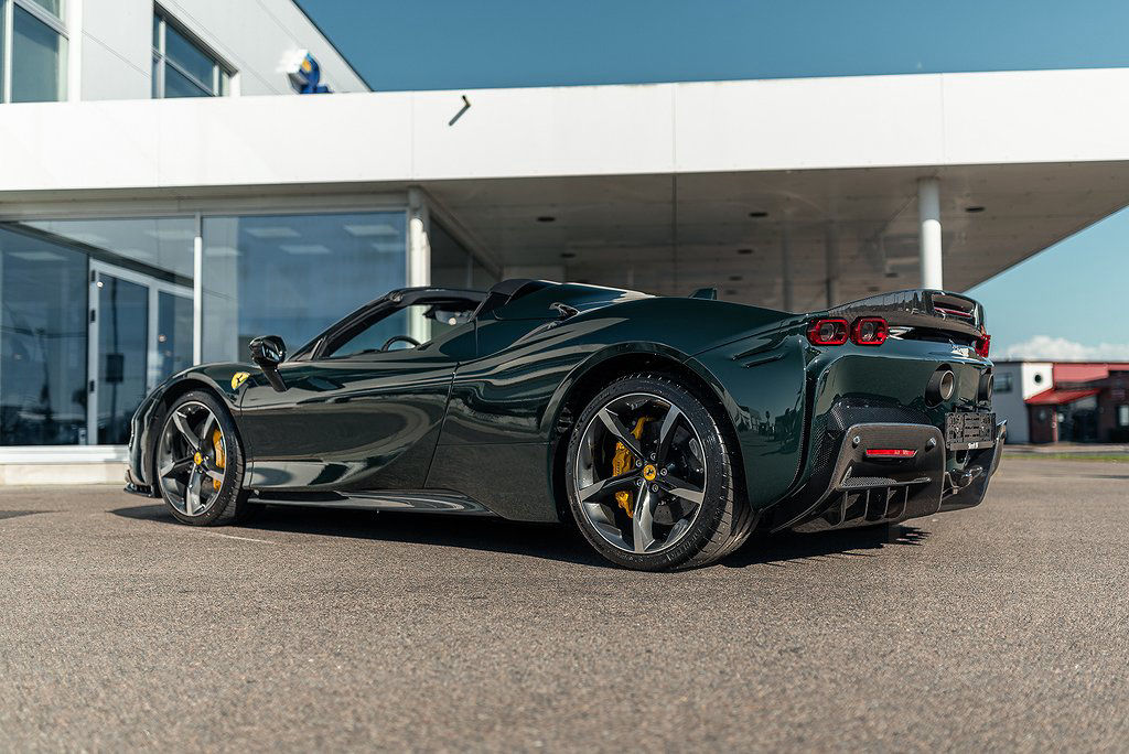 Ferrari SF90 Spider 4.0 V8 DCT 735kW 2024