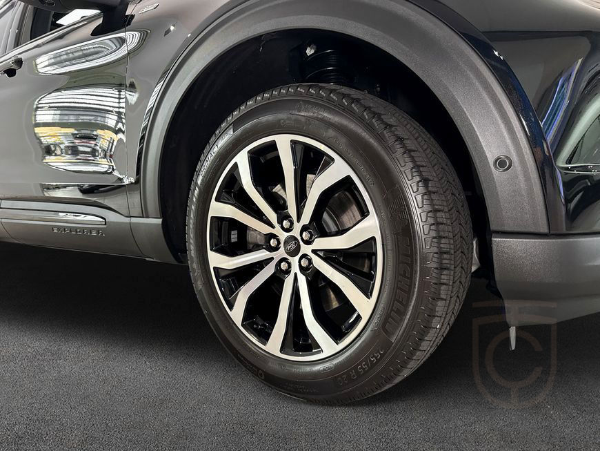 Ford Explorer EcoBoost Plug-in Hybrid ST-LINE