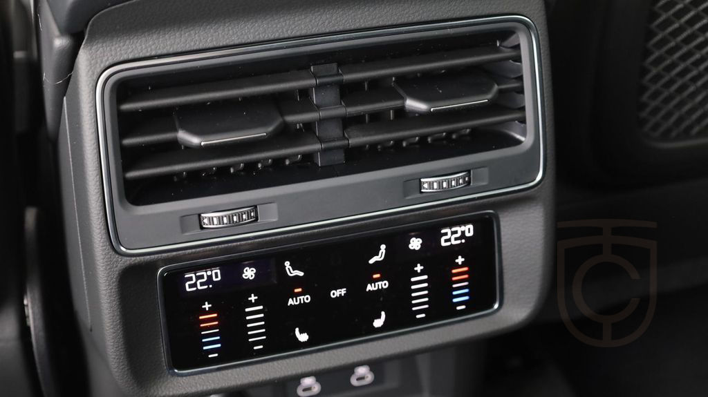 Audi SQ7 TFSI quattro