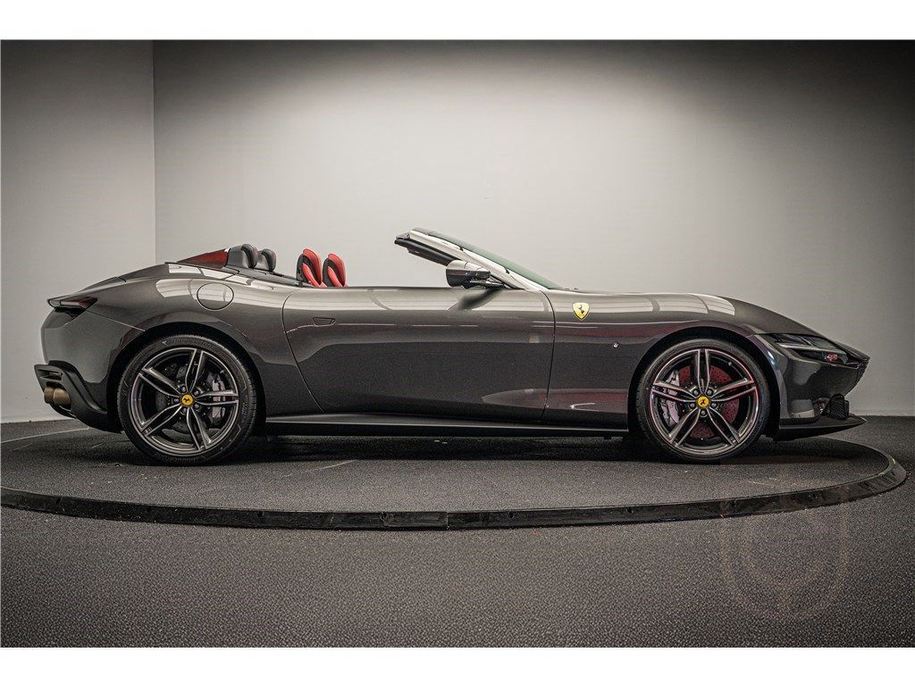 Ferrari ROMA SPIDER V8 4.0 620CH