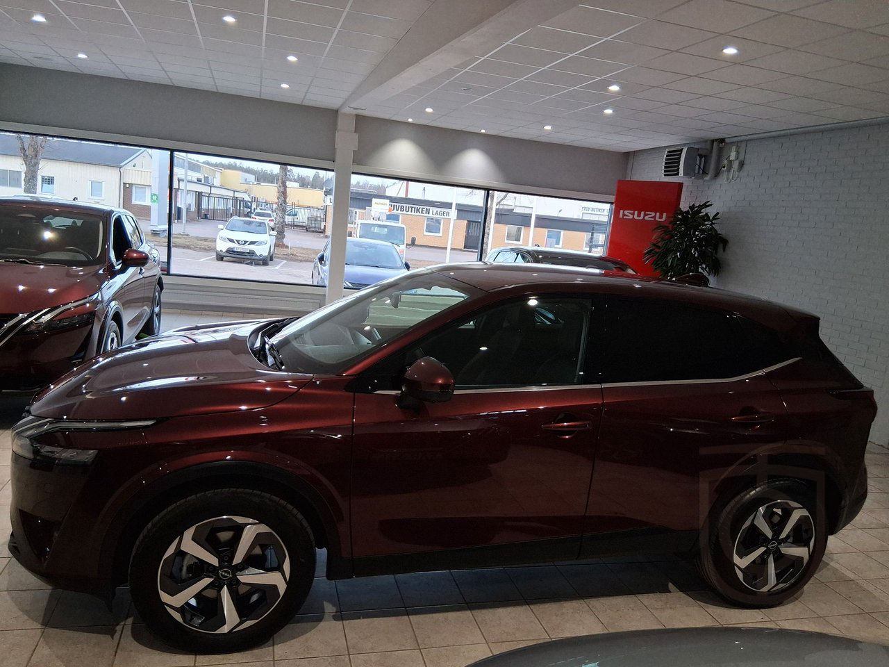 Nissan Qashqai 1.3 DIG-T XTRONIC-CVT N-Connecta