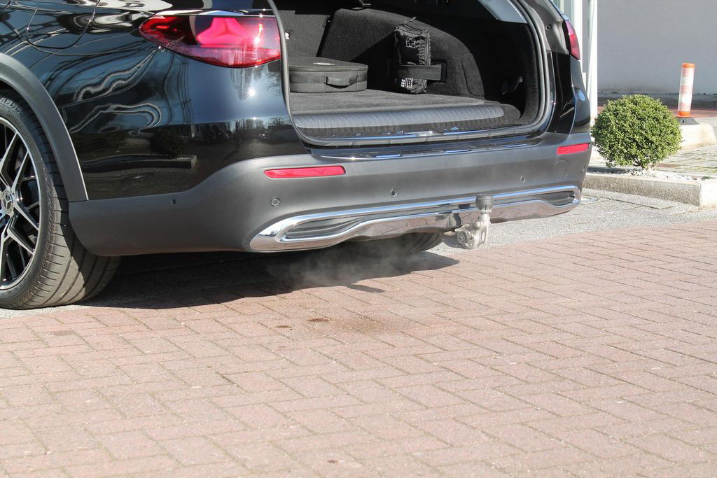 Mercedes-Benz T-Modell E 300 de 4M All-Terrain AHK 20"AMG B...