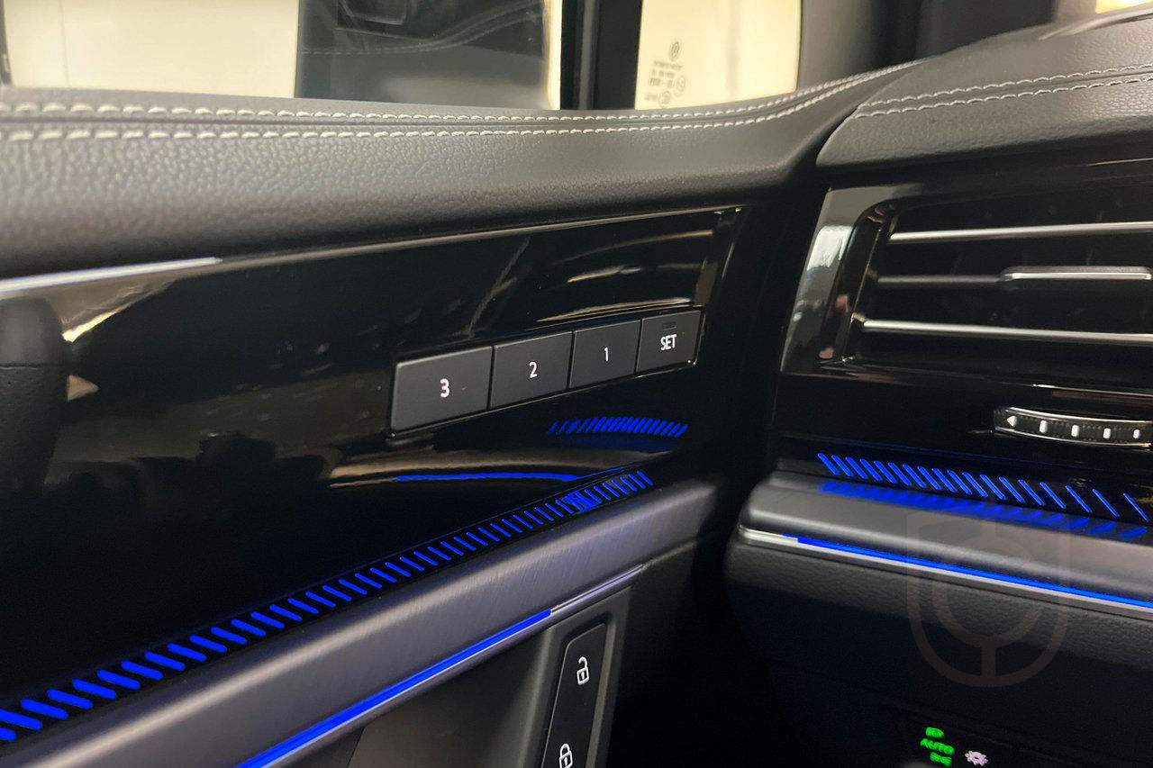 Volkswagen Touareg TDI 4M - R-Line Black Style,