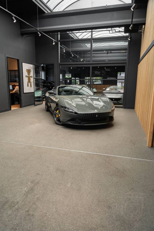 Ferrari Roma Spider Historic Colour Carbon 3.9 V8 Alcant