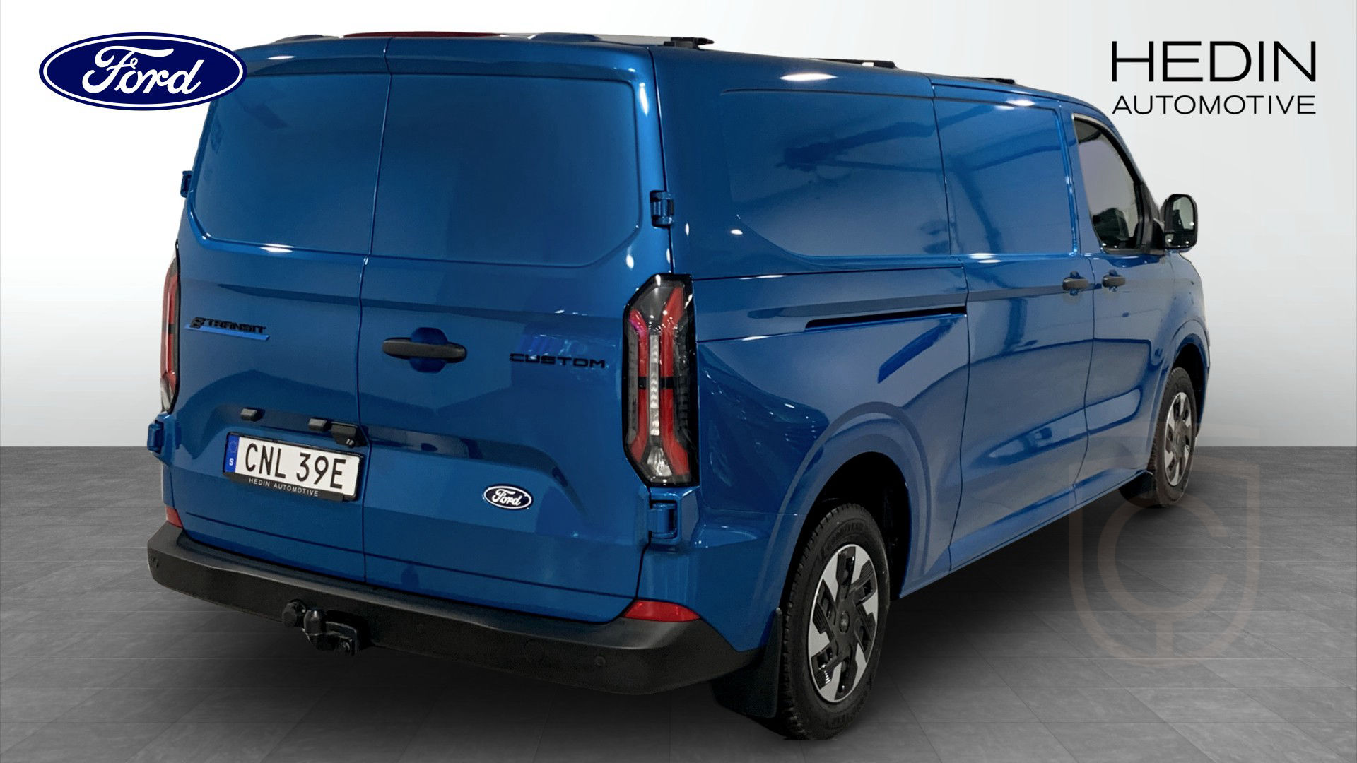 Ford E-Transit Custom 320
