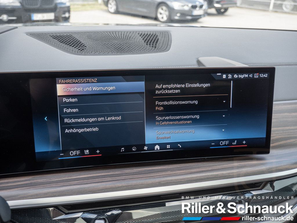 BMW X5 xDrive 30d M-Sport AHK STANDHZ LED PANO 360°