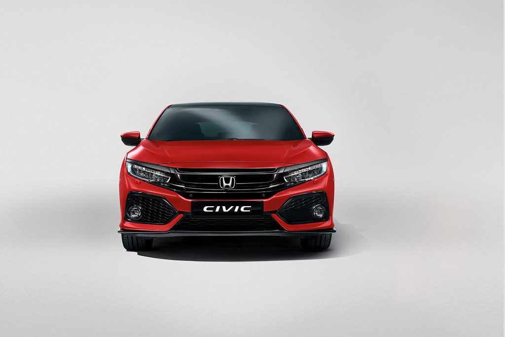 Honda Civic 1.0T Elegance Navi MT 126HK