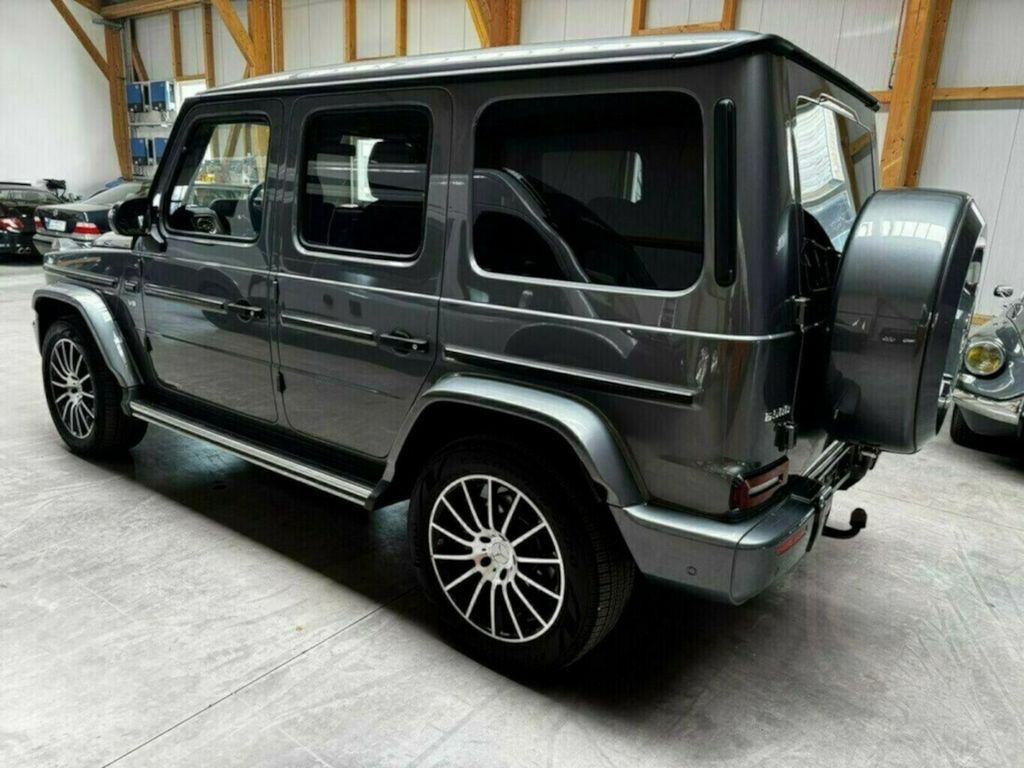 Mercedes-Benz G 500 V8