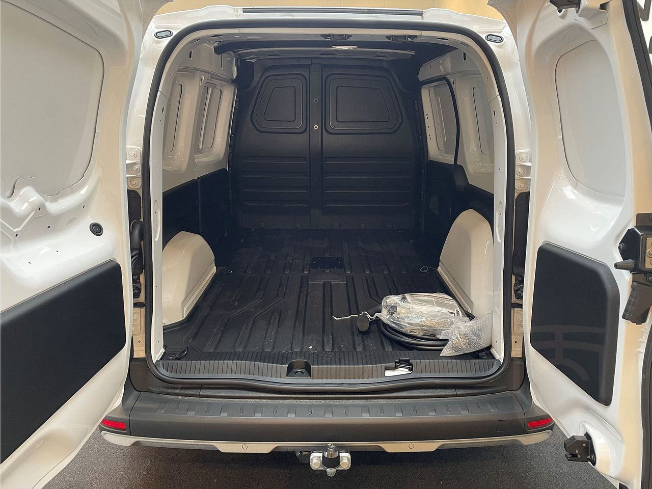 Nissan Townstar EV 2.5t L2
