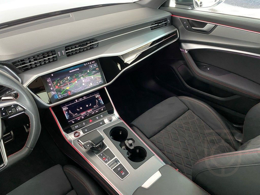 Audi S6 Avant 3.0 TDI quattro PANO+AHK+RFK+MATRIX+21"