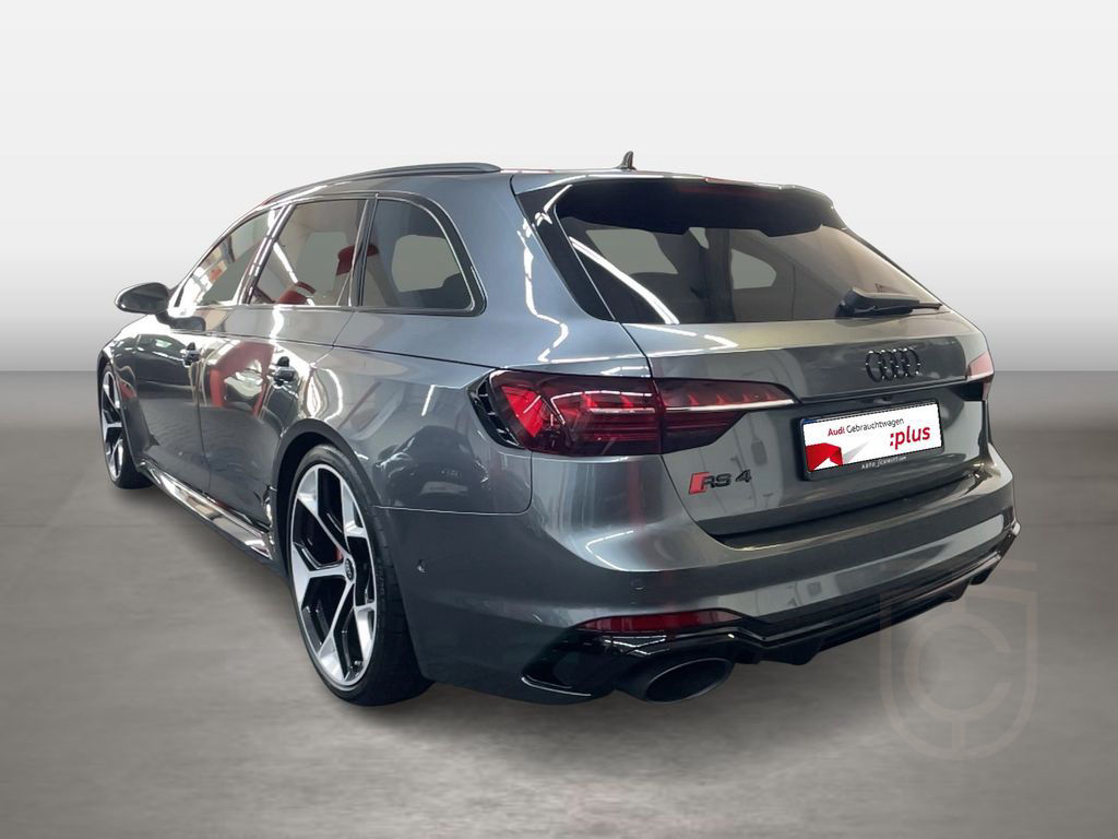 Audi RS 4 Avant 2.9 TFSI quattro B&O HUD AHK Assi.- T