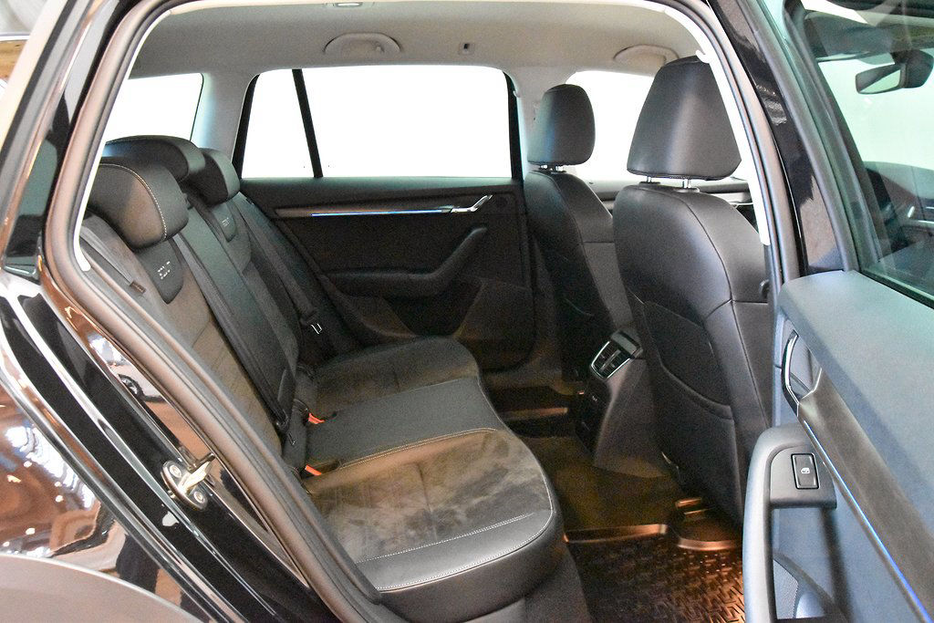 Skoda Octavia Scout 2.0 TDI 4x4 DSG Premium Nav Värmare Drag
