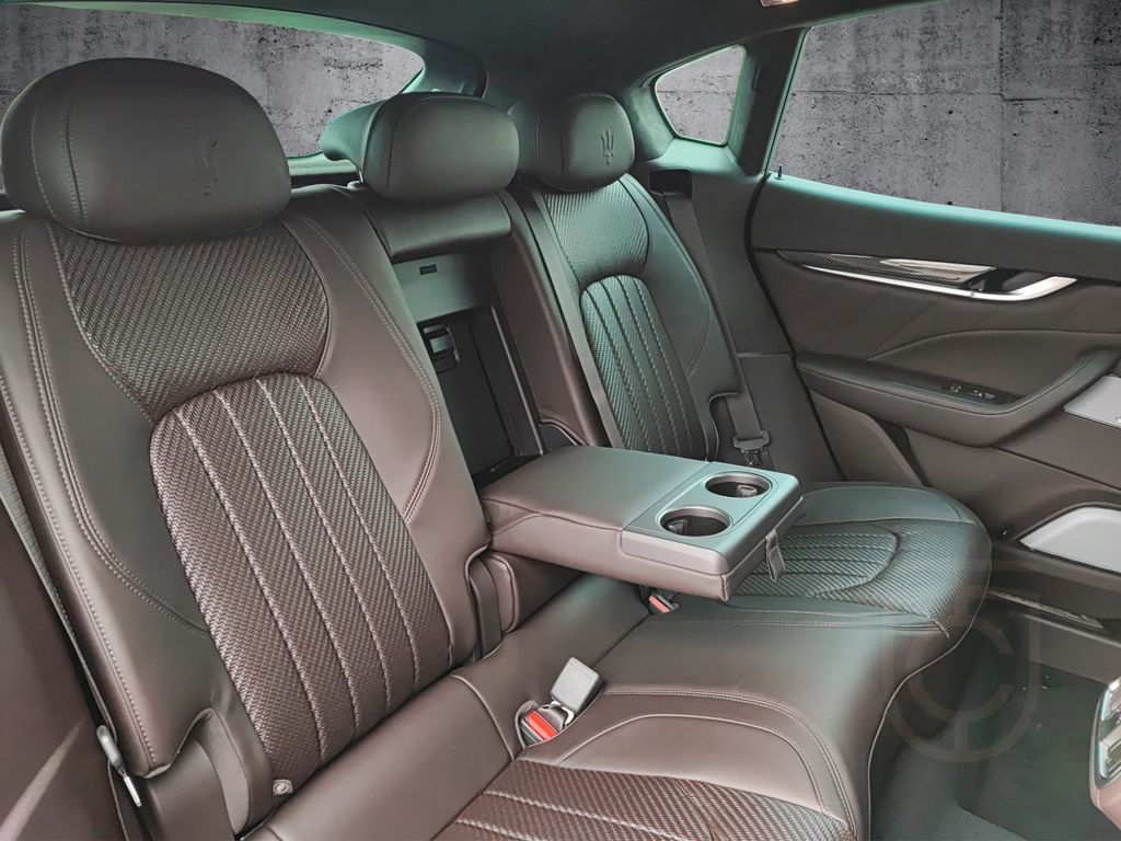 Maserati Levante Trofeo **Ermenegildo Zegna Interieur**