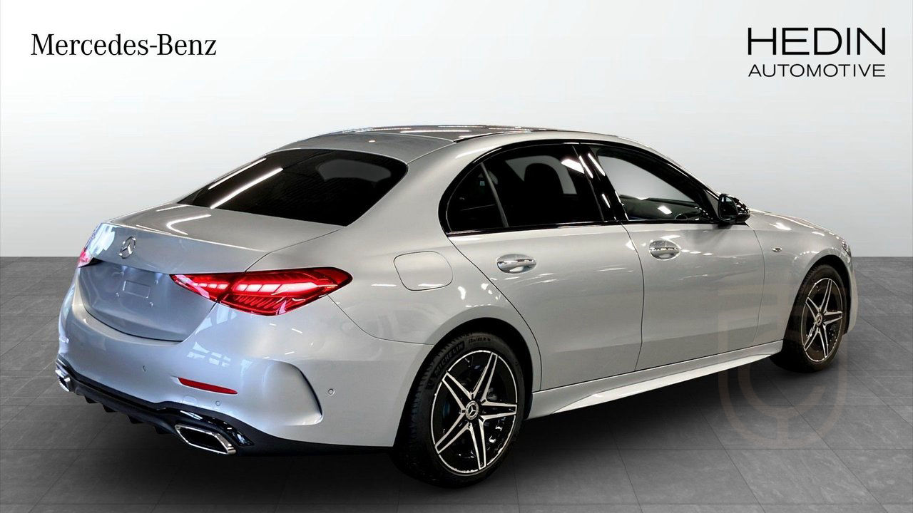 Mercedes-Benz C 300 e AMG Night PHEV 115km