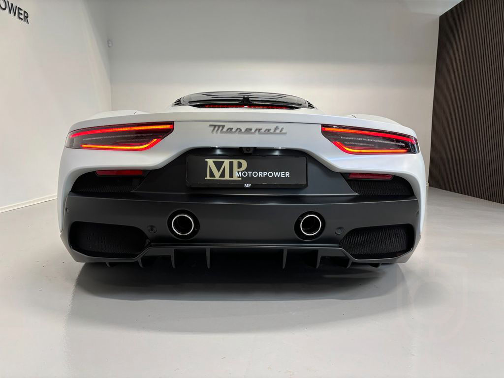 Maserati MC20 DCT facelift (192 km!)