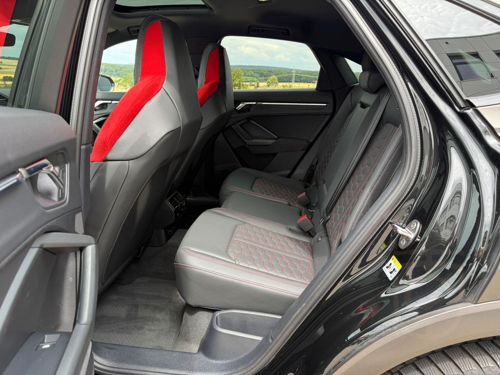 Audi RSQ3 2.5 TFSI S tronic quattro