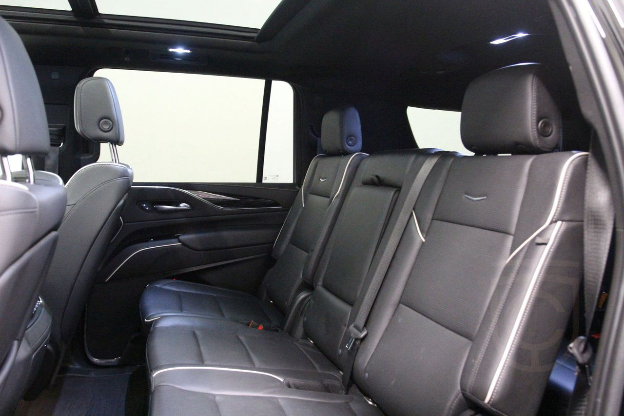 Cadillac Escalade ESV