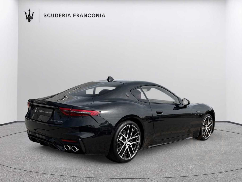 Maserati GranTurismo Trofeo