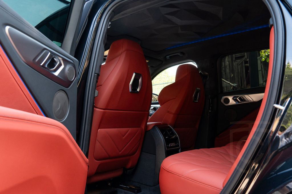 BMW XM 50e MASSAGE.SOFTC.DR.ASS.M FAHRWERK.360°.AHK