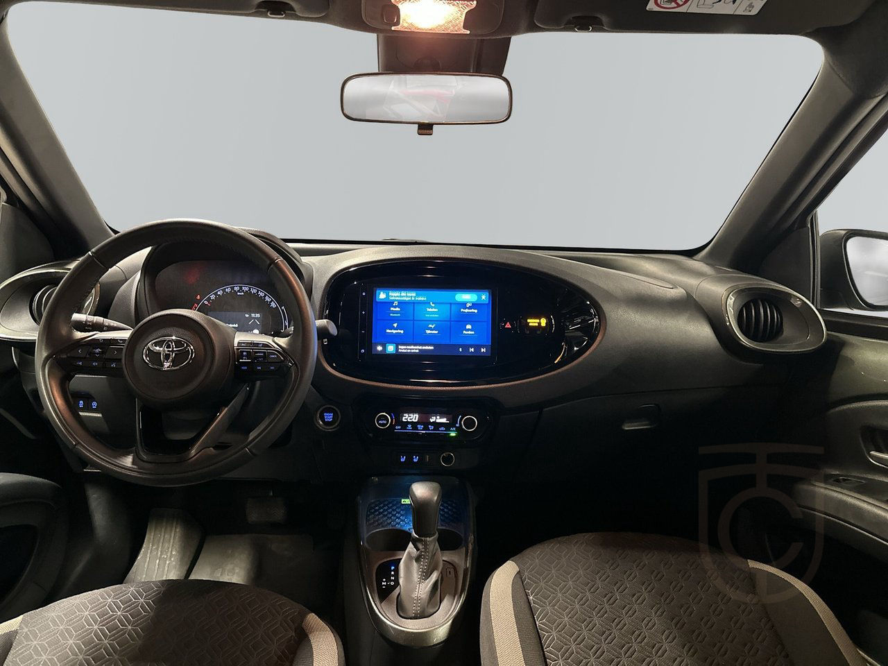 Toyota Aygo X  CVT-Automat Pulse Bi Tone