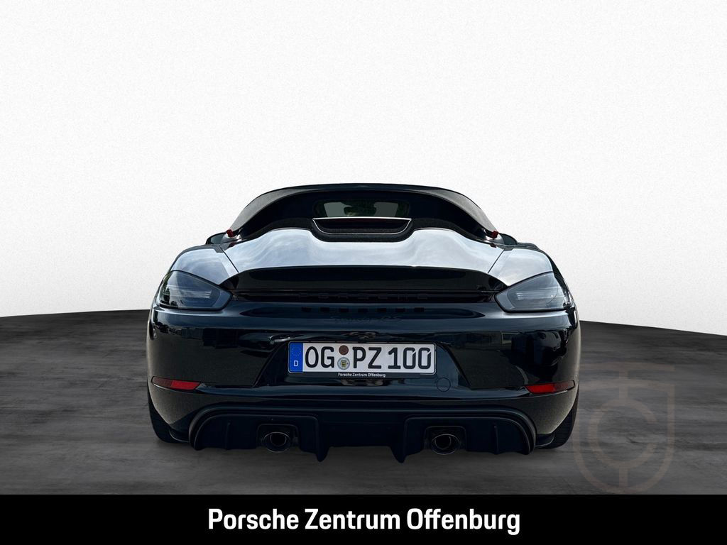 Porsche 718 Spyder RS