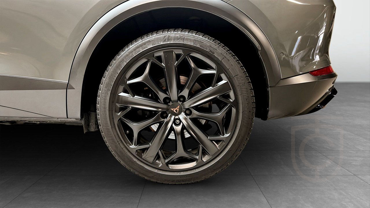 Cupra Formentor VZ TRIBE Edt. e-Hybrid