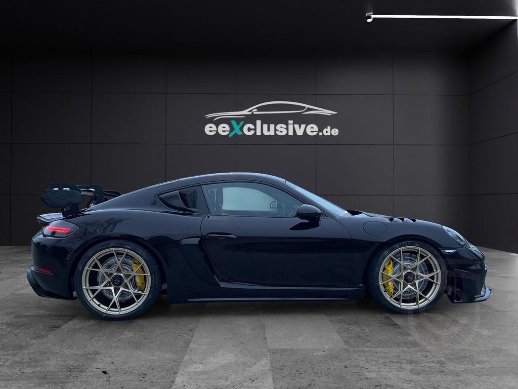 Porsche Cayman GT4 RS Clubsport Weissach Speciale Lift