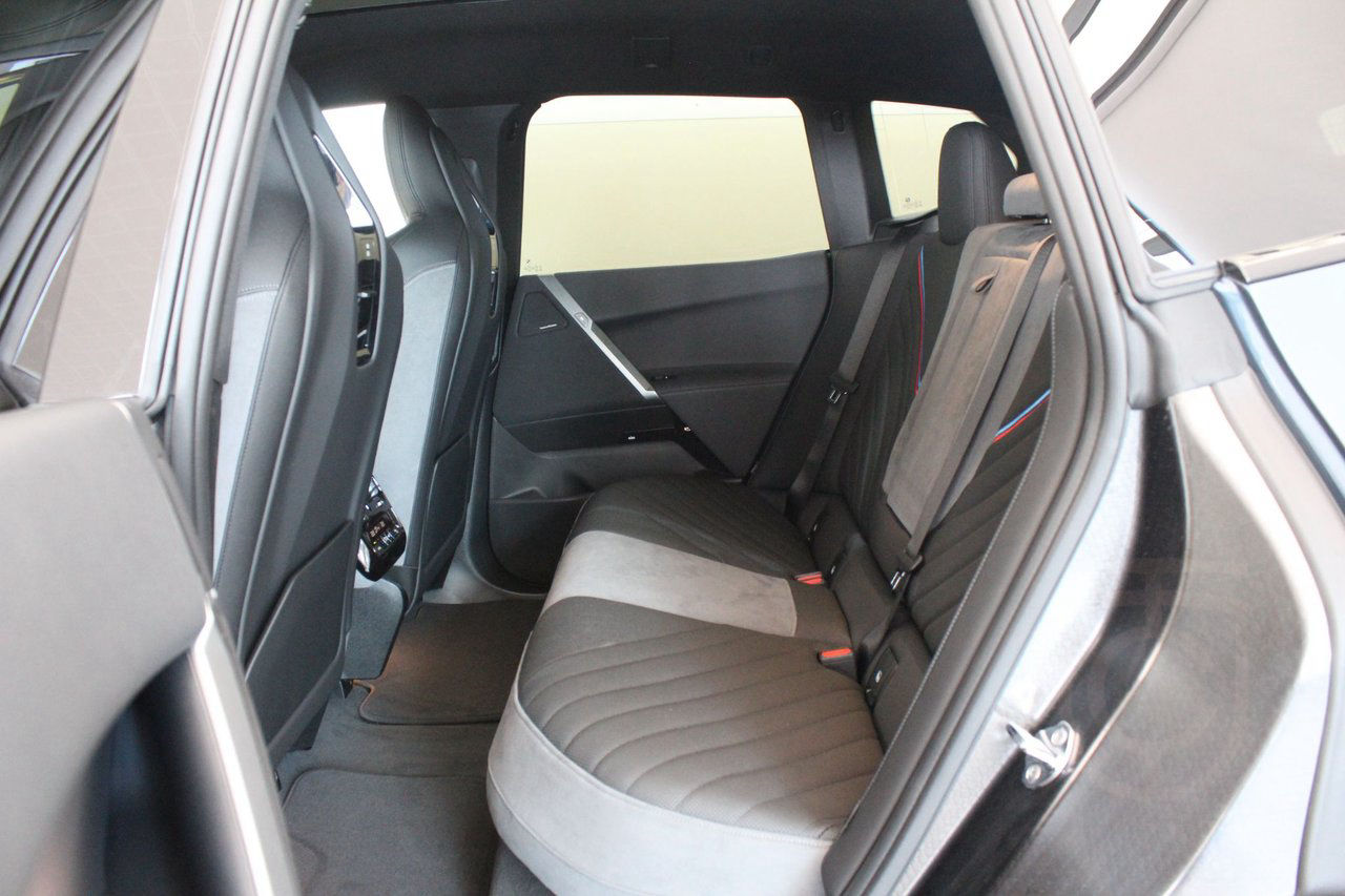 BMW iX xDrive60 M Sport