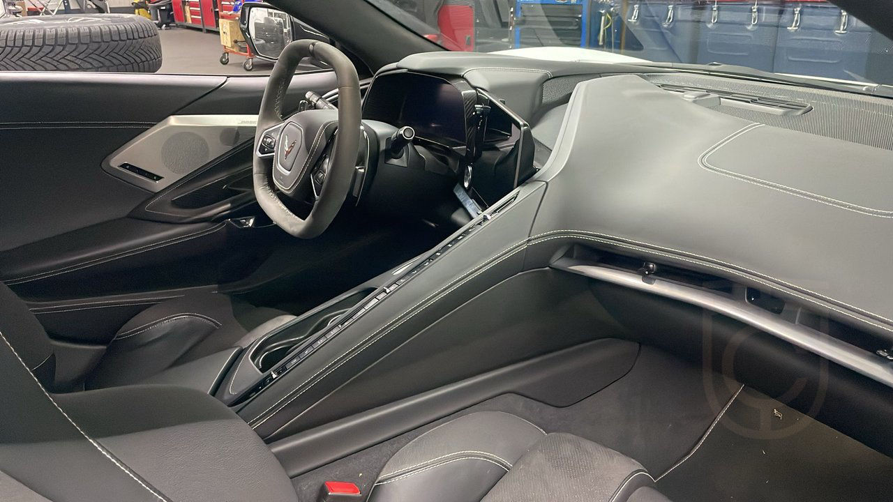 Chevrolet Corvette C8 LAUNCH EDITION EV BYTE