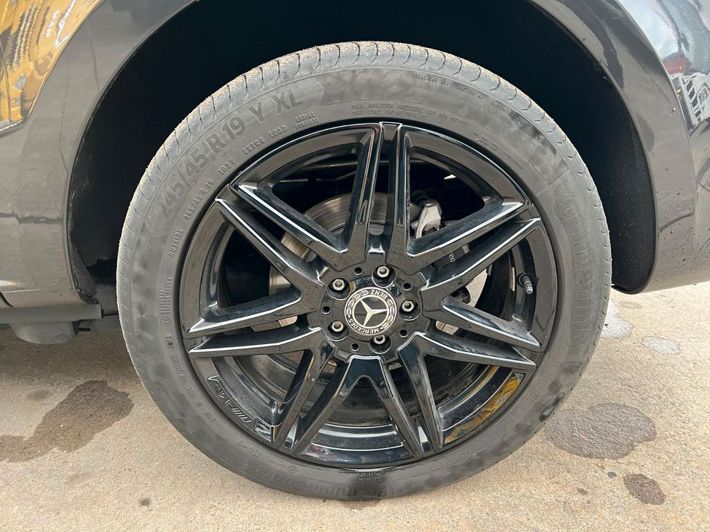 Mercedes-Benz V 300d * 4MATIC * ACC * BURMESTER * AMG FELGEN *